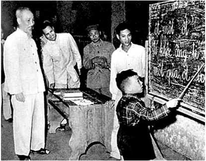 Lý thuyết Lịch Sử 12 Bài 17: Nước Việt Nam Dân chủ Cộng hòa từ sau ngày 2-9-1945 đến trước ngày 19-12-1946 (hay, ngắn gọn)