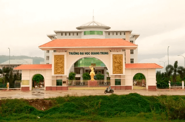 Đại học Quang Trung (năm 2023) (ảnh 4)