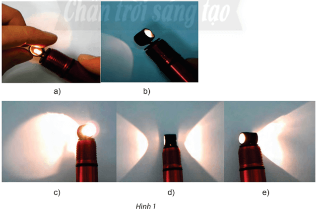 Gắn một đoạn ống nhựa vào đầu bóng của một đèn chiếu nhỏ để tạo ra một chùm ánh sáng
