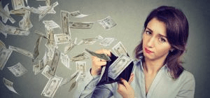 Trắc nghiệm Đạo đức lớp 5 Cánh diều Bài 12 (có đáp án): Em sử dụng tiền hợp lí