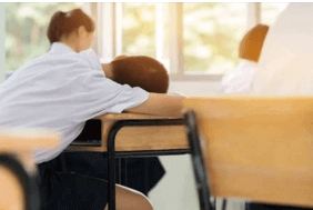 Trắc nghiệm Đạo đức lớp 5 Chân trời sáng tạo Bài 6 (có đáp án): Em bảo vệ cái đúng, cái tốt (ảnh 6)