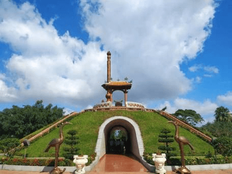 Trắc nghiệm Đạo đức lớp 5 Kết nối tri thức Bài 1 (có đáp án): Biết ơn những người có công với quê hương, đất nước