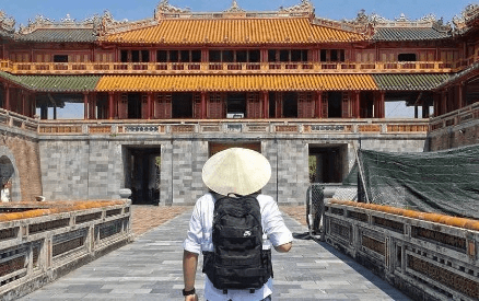 Trắc nghiệm Đạo đức lớp 5 Kết nối tri thức Bài 1 (có đáp án): Biết ơn những người có công với quê hương, đất nước