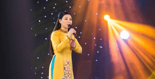 Trắc nghiệm Đạo đức lớp 5 Kết nối tri thức Bài 1 (có đáp án): Biết ơn những người có công với quê hương, đất nước