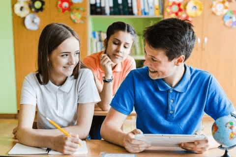 Trắc nghiệm Đạo đức lớp 5 Kết nối tri thức Bài 3 (có đáp án): Vượt qua khó khăn