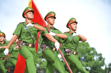 Trắc nghiệm Đạo đức lớp 5 Kết nối tri thức Bài 4 (có đáp án): Bảo vệ cái đúng, cái tốt