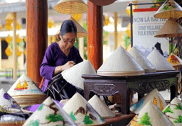 Giáo án Chuyên đề Địa Lí 12 Chân trời sáng tạo Vai trò và tác động của làng nghề đến phát triển kinh tế, xã hội và tài nguyên, môi trường