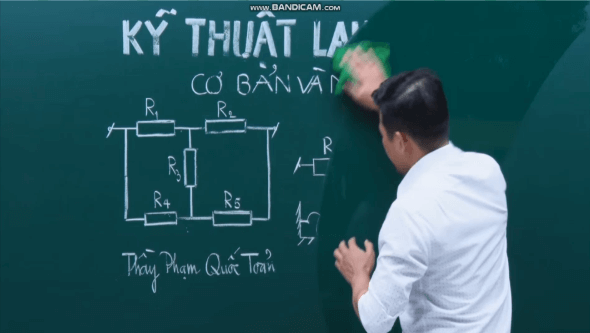 Giáo án điện tử Khoa học lớp 4 Kết nối tri thức Bài 2: Sự chuyển thể của nước và vòng tuần hoàn của nước trong tự nhiên | PPT Khoa học 4