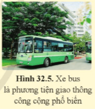 Vì sao sử dụng phương tiện giao thông công cộng (hình 32.5) lại góp phần hạn chế hiệu ứng