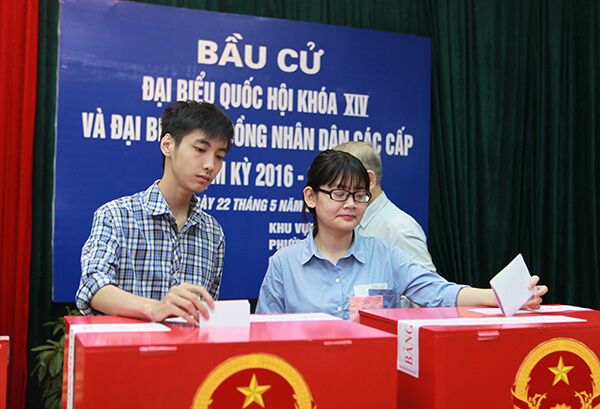Lý thuyết KTPL 10 Cánh diều Bài 16: Hiến pháp nước Cộng hòa xã hội chủ nghĩa Việt Nam về quyền con người, quyền và nghĩa vụ cơ bản của công dân | Kinh tế Pháp luật 10