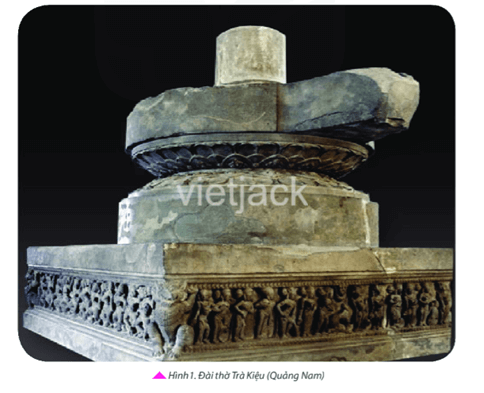 Dưới đây là đài thờ Trà Kiệu, một kiệt tác điêu khắc Chăm-pa (thế kỉ IX)