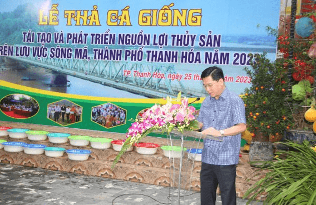 Sưu tầm hình ảnh và giới thiệu về một hoạt động của ngành nông nghiệp, lâm nghiệp