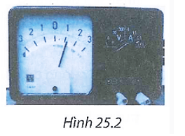 Ampe kế đang để ở thang đo 0,3 A. Cường độ dòng điện đo được trong ampe kế ở hình 25.2 là