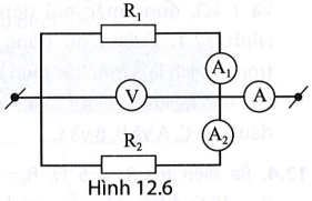 Có sơ đồ mạch điện như Hình 12.6, Ampe kế A chỉ 6 A, vôn kế V chỉ 220 V