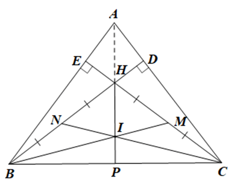 Cho tam giác ABC cân tại A có các đường cao BD và CE cắt nhau tại H