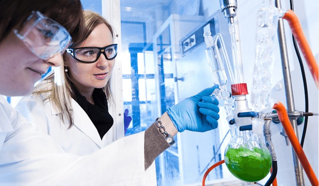 Ngành Hóa học: Học gì và làm gì sau khi ra trường