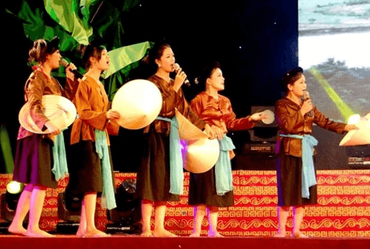 Ngành Diễn viên sân khấu kịch hát là gì? Cơ hội nghề nghiệp của ngành