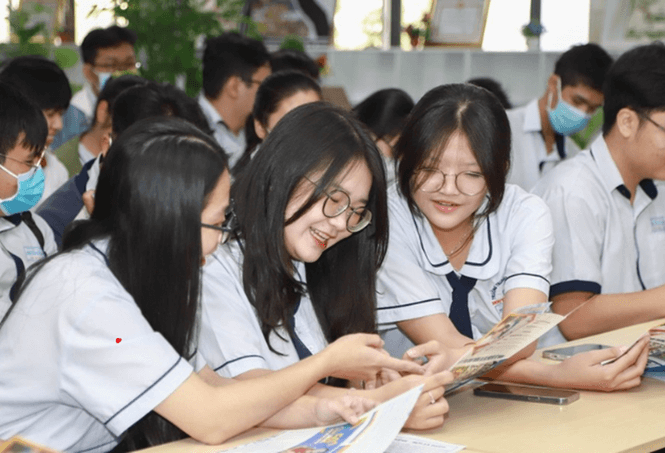 Tất tần tật về khối A01 năm 2025: Có những ngành nào? Trường nào?