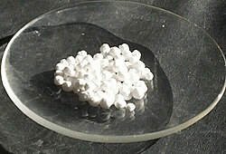 Potassium bromide (KBr) là gì