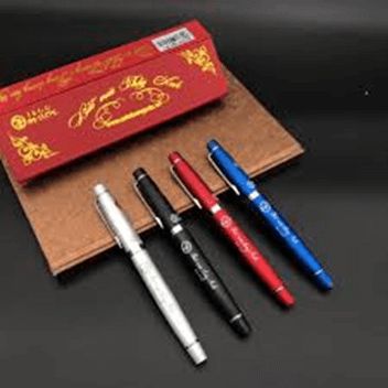 20+ Đoạn văn tả bút máy/ bút mực lớp 4 (điểm cao)