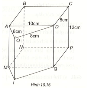 Tính thể tích của hình lăng trụ trong Hình 10.16